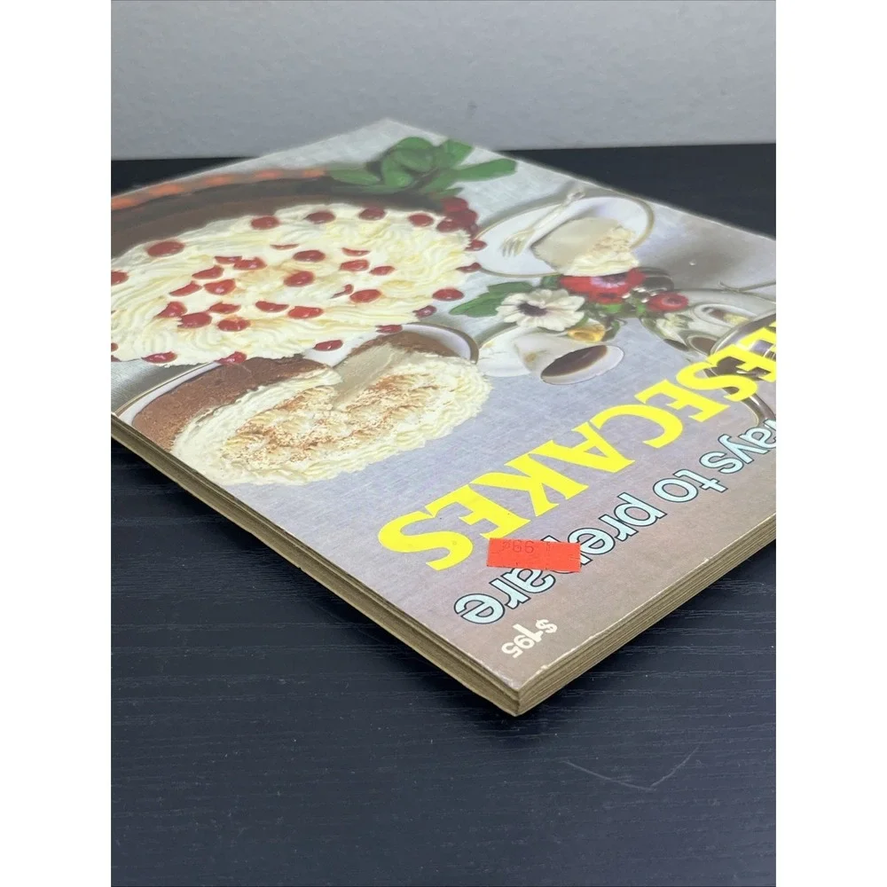Wonderful‎ Ways to Prepare Cheesecakes Jo Ann Shirley Vintage Cookbook